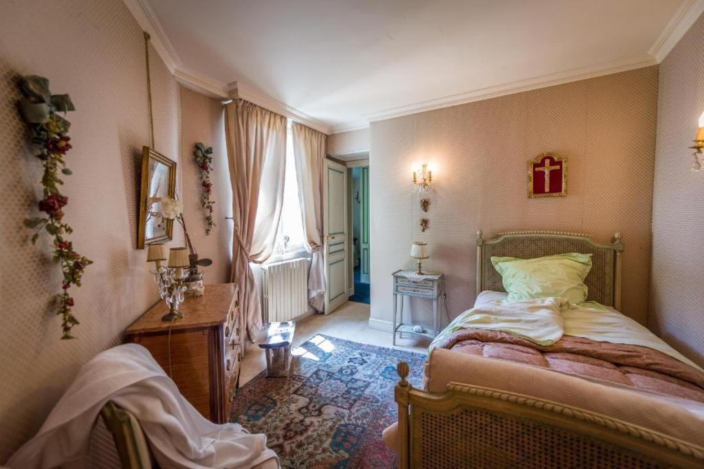 Chambres D'Hotes Manoir De Montecler Chènehutte-les-Tuffeaux Exterior foto